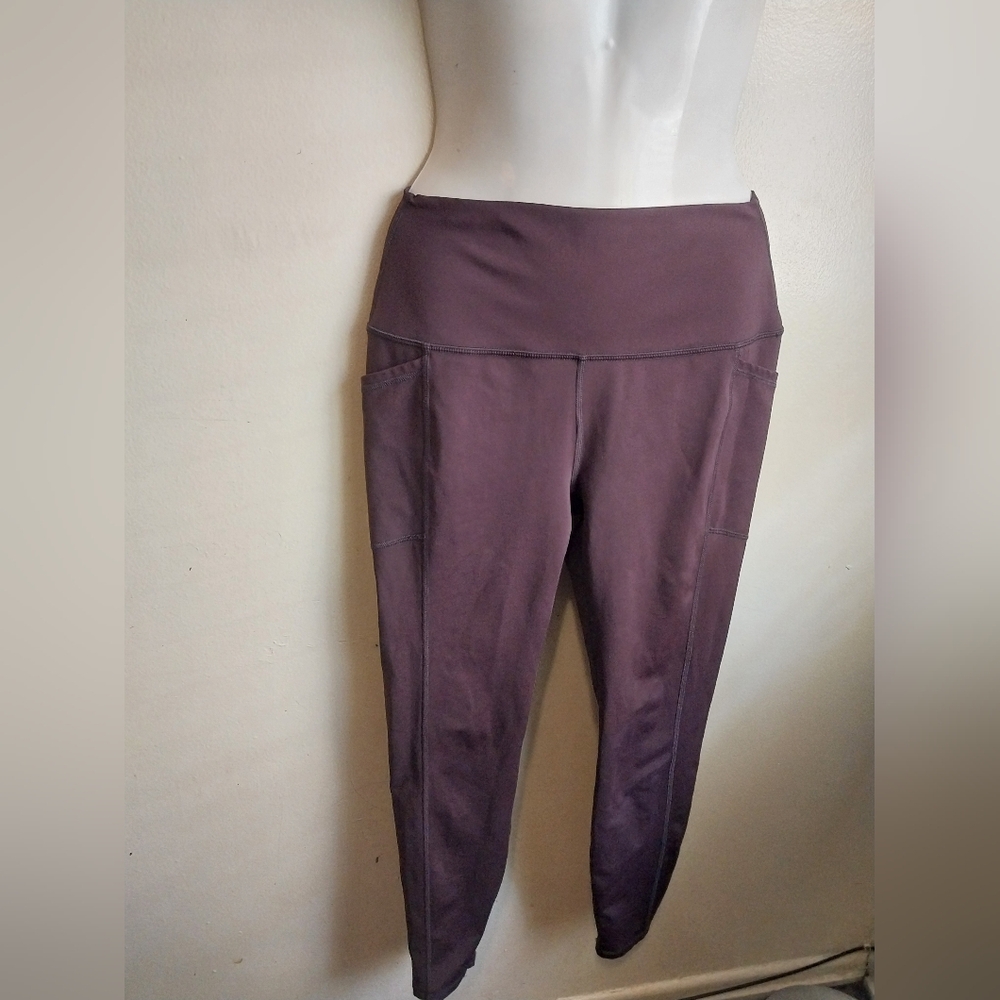 Medium yoga/leggings